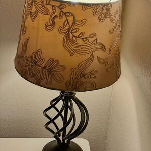 Elegant Table Lamp with Intricate Design